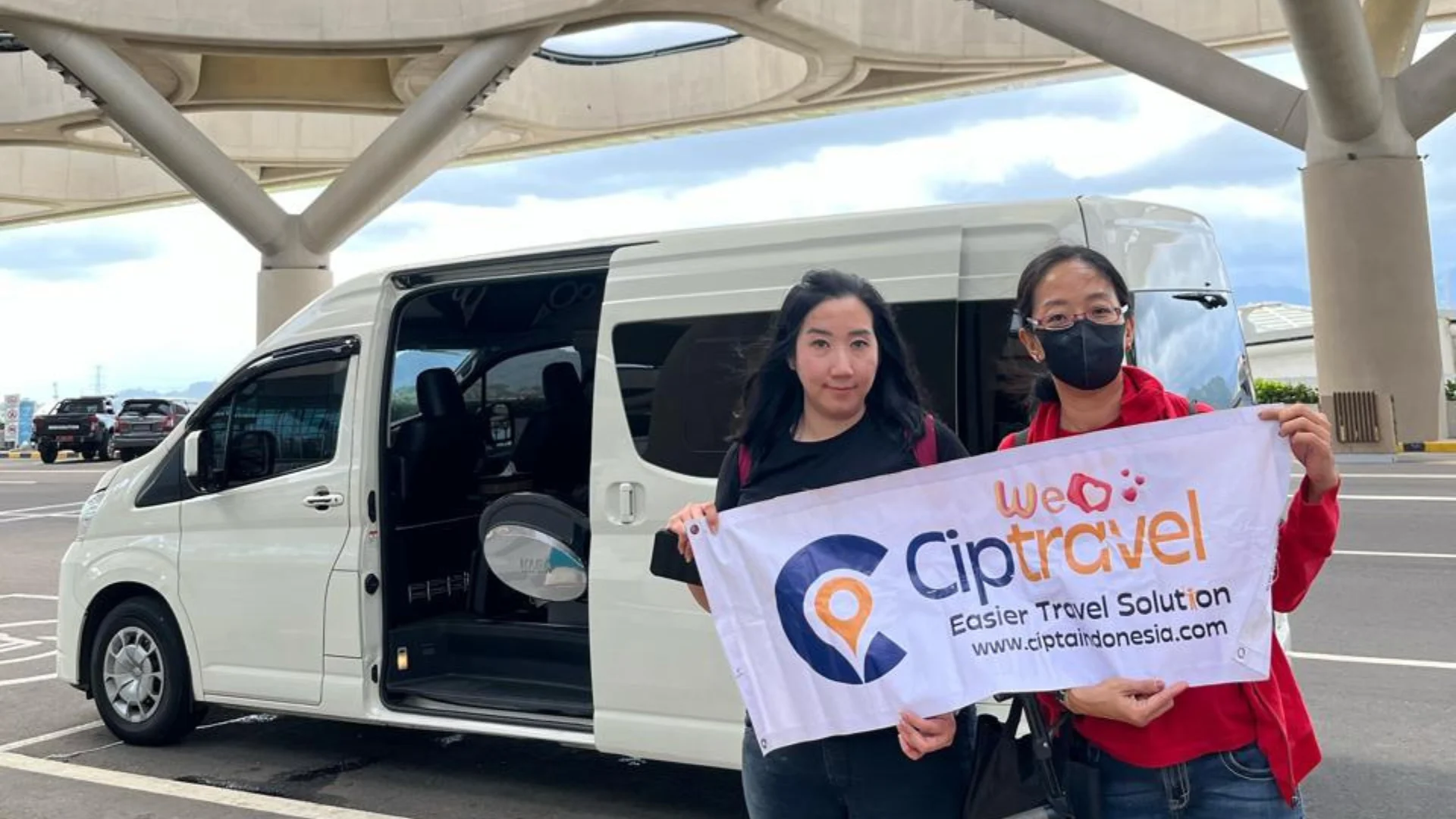 Luxury Car Rental In Bandung - Testimonial Ciptravels hiace premio luxury rental